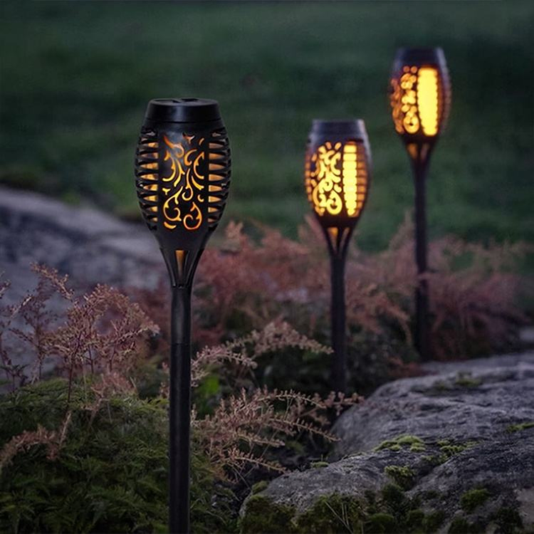 Factory Wholesale Outdoor Waterproof Solar Flame Light Solar Powered Garden Decoration Light for Park, Courtyard
