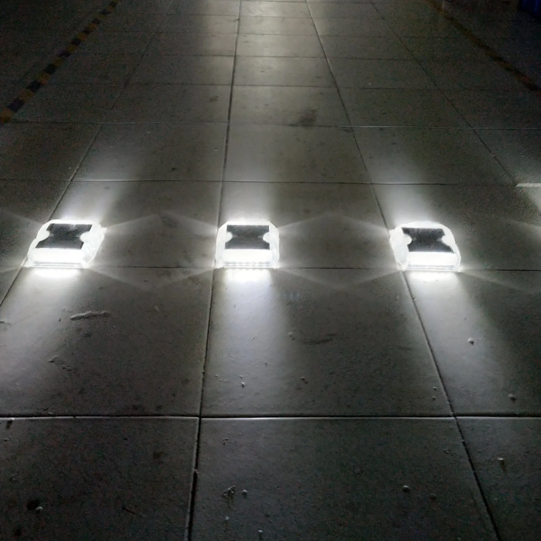 Driveway Lights Solar Dock Lights Solar Deck Lights Waterproof Solar Powered LED Dock Marine Lights Outdoor Marker Lights for Step Sidewalk and Pathway