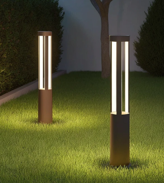 Outdoor Waterproof Aluminum Lawn Lamp Modern Landscape Path Bollard Light