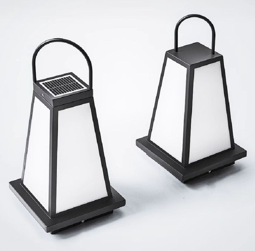 Outdoor Column Post Pillar Cap Lamp Solar Powered LED Lawn Movable Light