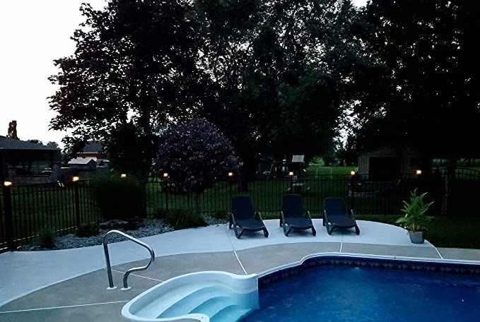 Solar LED Fence Post Solar Light Cap Lights for Wrought Iron and Aluminum or Garden