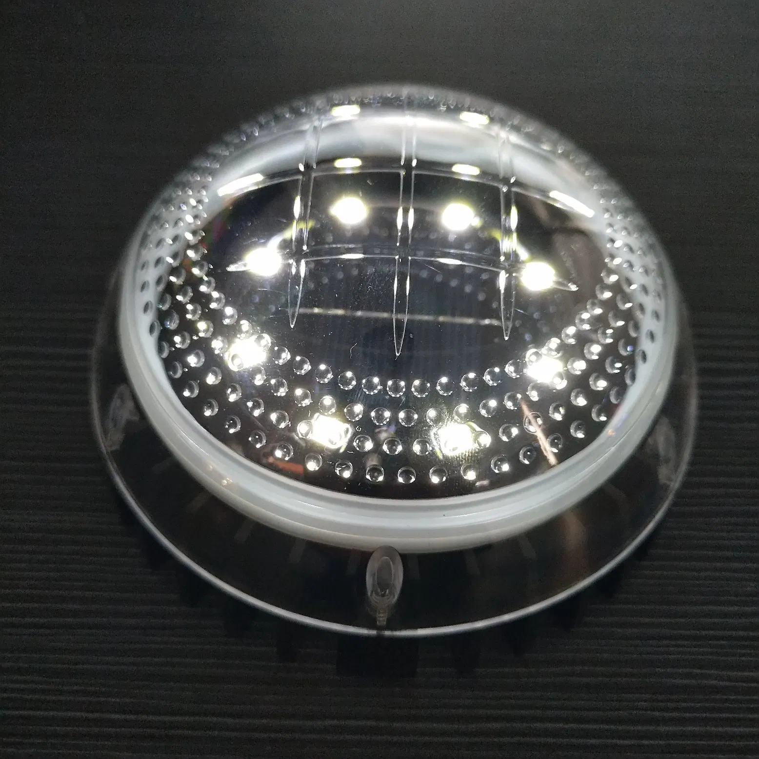Solar Ground Lights 8LED Solar Garden Lights Outdoor Waterproof Sidewalk Disk Bright in-Ground Landscape Lighting for Lawn Patio Pathway Yard Steps Deck Walkway