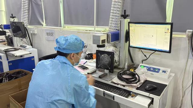 Soluxa smart solar garden lighting factory production line