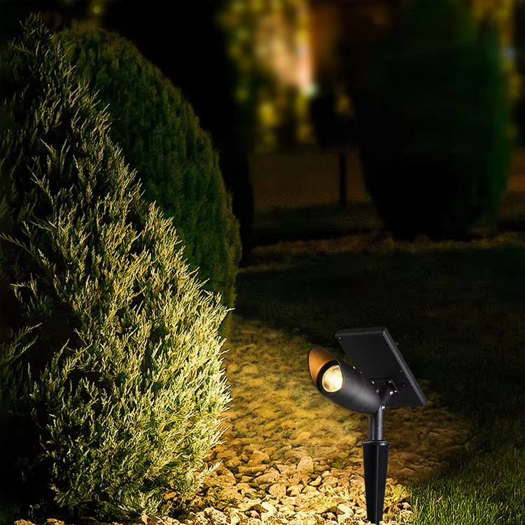 5W Solar-Powered IP65 Waterproof Ground Spike LED Tree Light for Garden Pathway Decoration
