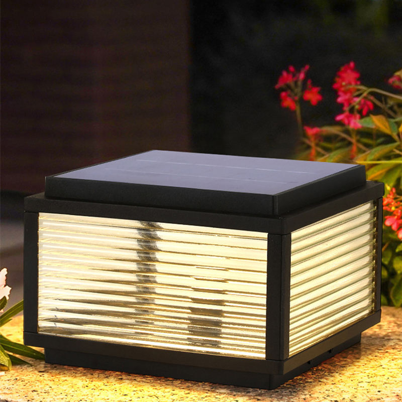 Europe Waterproof 12W Walkway Square Post Cap Light Decoration 4X4 5X5 6X6 Warm White Outdoor Garden Solar Pillar Light