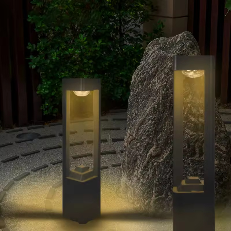 Wholesale Outdoor Garden Landscape &amp; Patio Solar Aluminum Led Lawn Bollard Lights IP65 Waterproof Remote Control 3-Year Warranty
