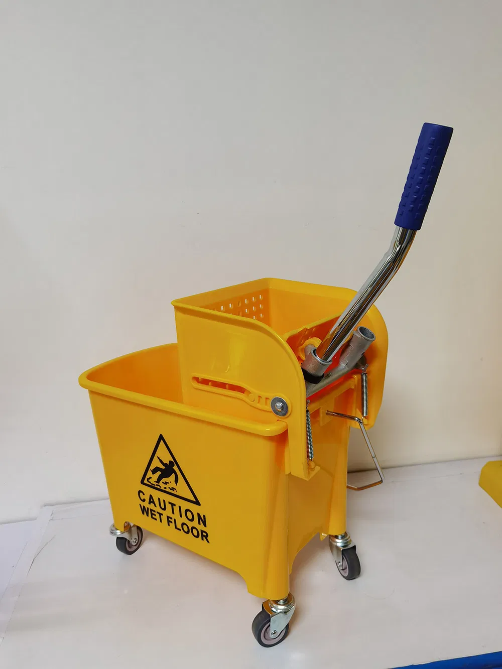Cleaning Mop Bucket 5