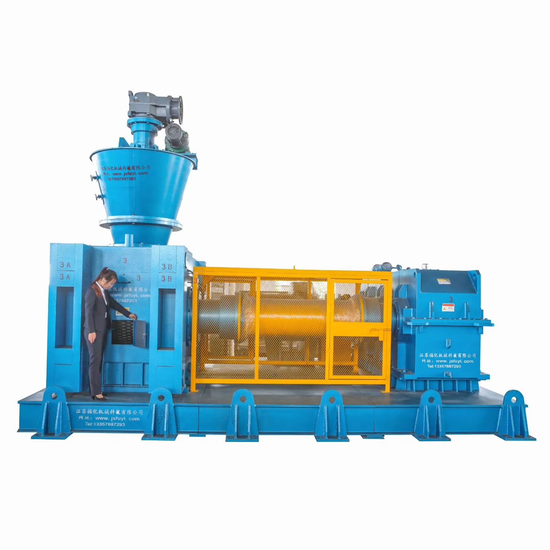 Classy Performing Granulator Machinery With High Efficiency