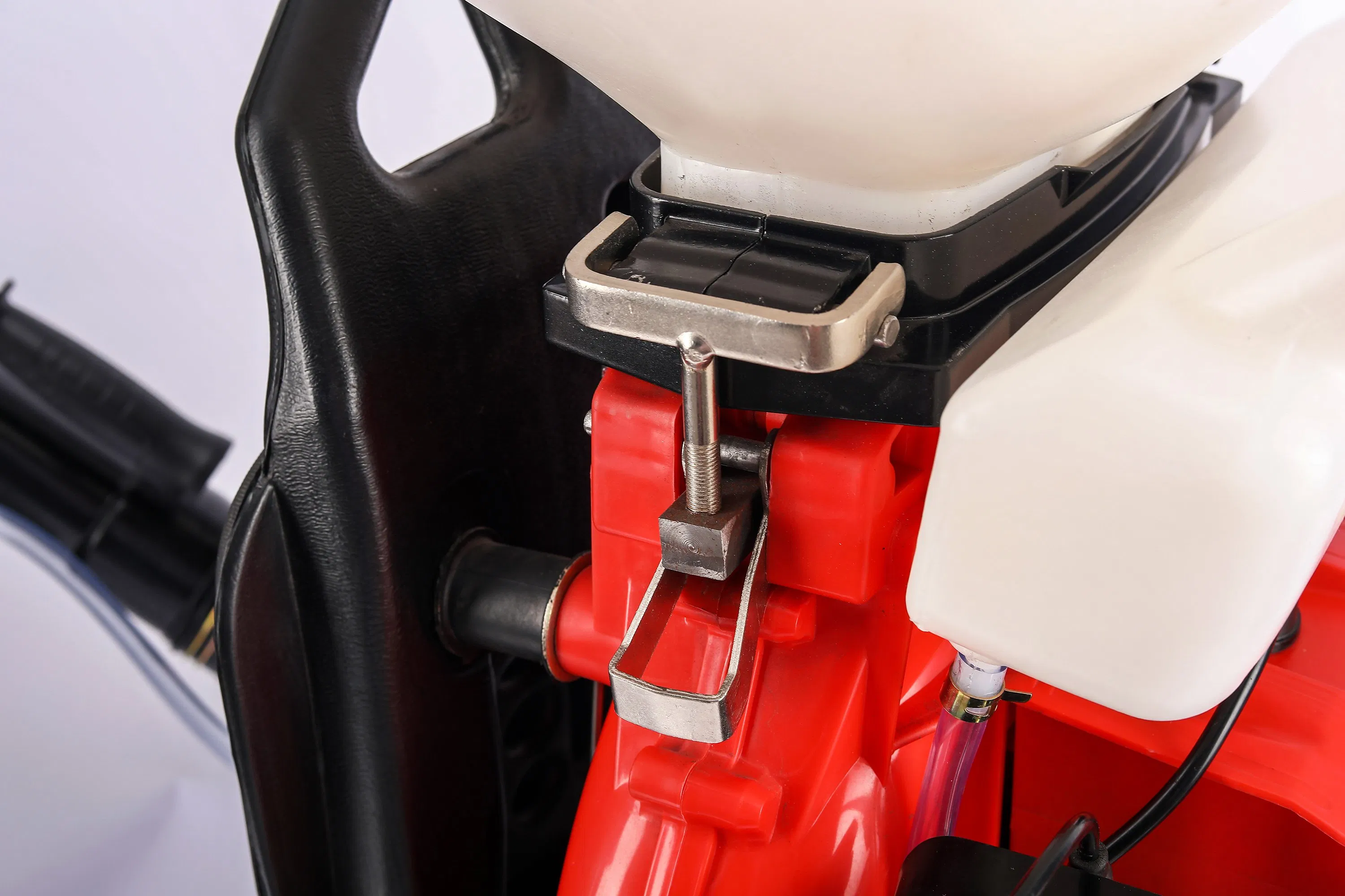 Knapsack Backpack Mist Duster and Duster Machine Mist Blower Mistblower Sprayer 26L /Backpack Agricultural Power Sprayer Gasoline Engine Garden Sprayer