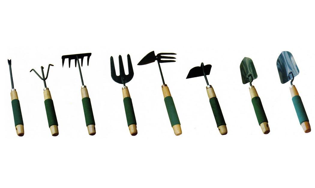Complete 4 Piece Garden Tool Set for Easy Planting