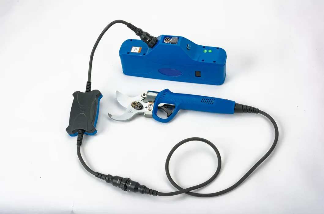 Pruning Shear Application 1