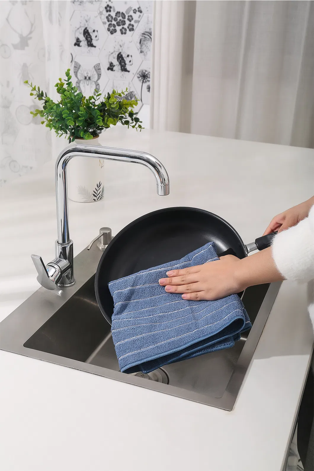 Microfiber Cleaning Cloth 3