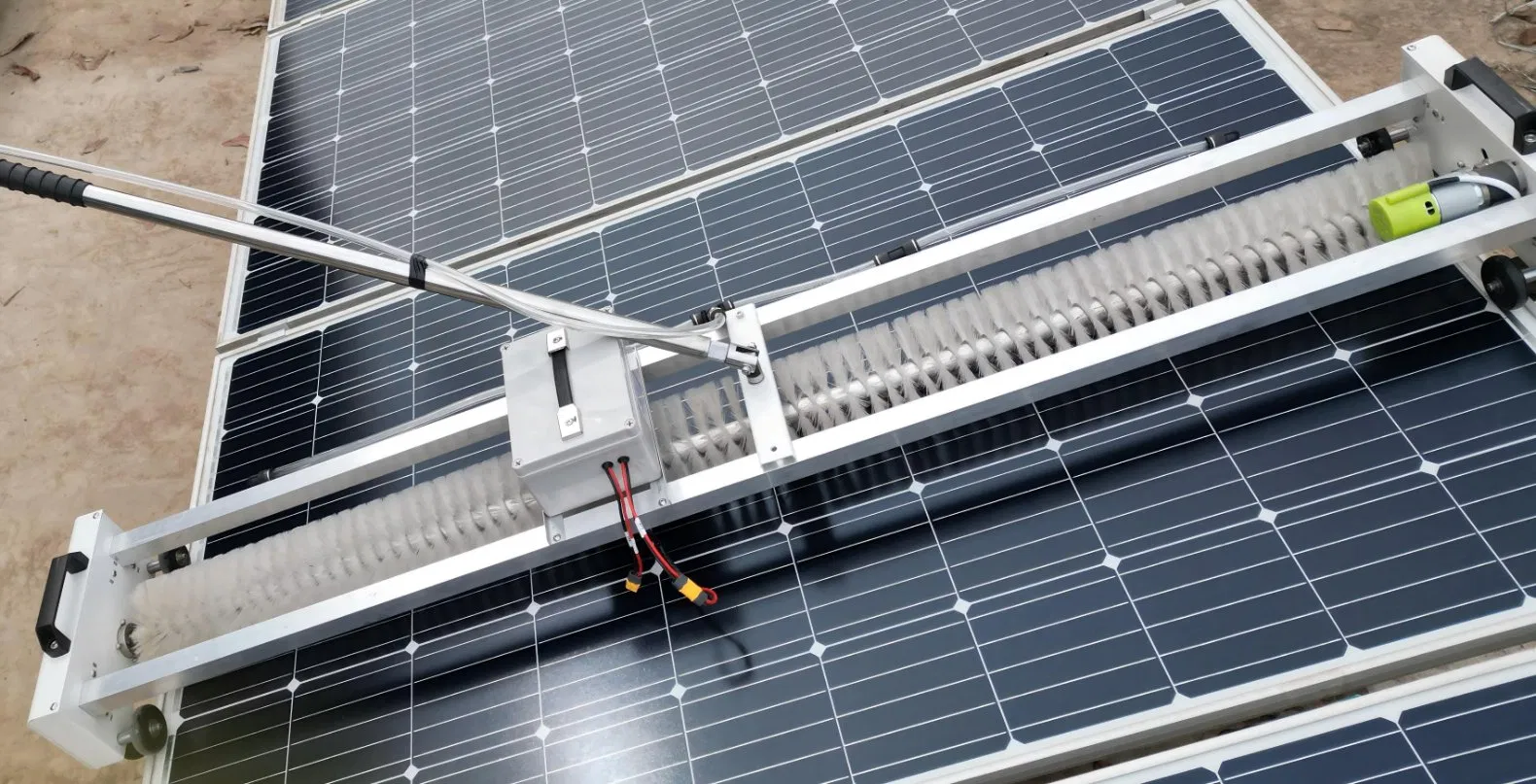 Multi Purpose Solar Panel Washer Bristle Cleaning Brush Scrubbers Photovoltaic PV Module Farm System Kit Lithium Handheld Cleaner Brushes