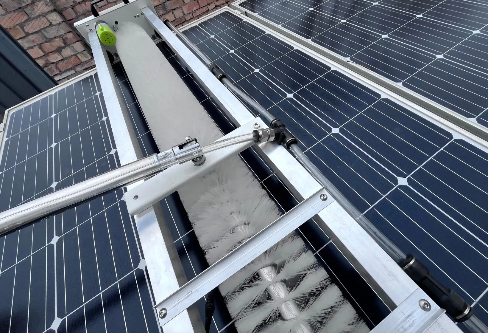 Multi Purpose Solar Panel Washer Bristle Cleaning Brush Scrubbers Photovoltaic PV Module Farm System Kit Lithium Handheld Cleaner Brushes