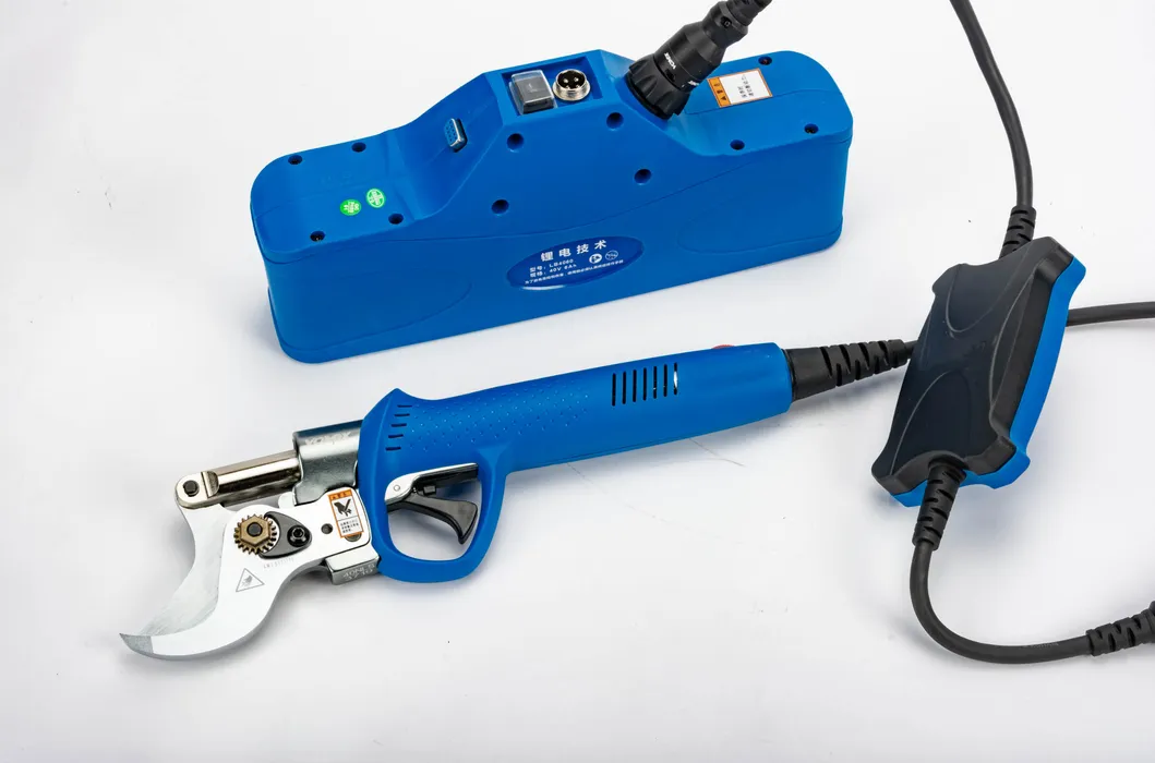 Pruning Shear Application 2