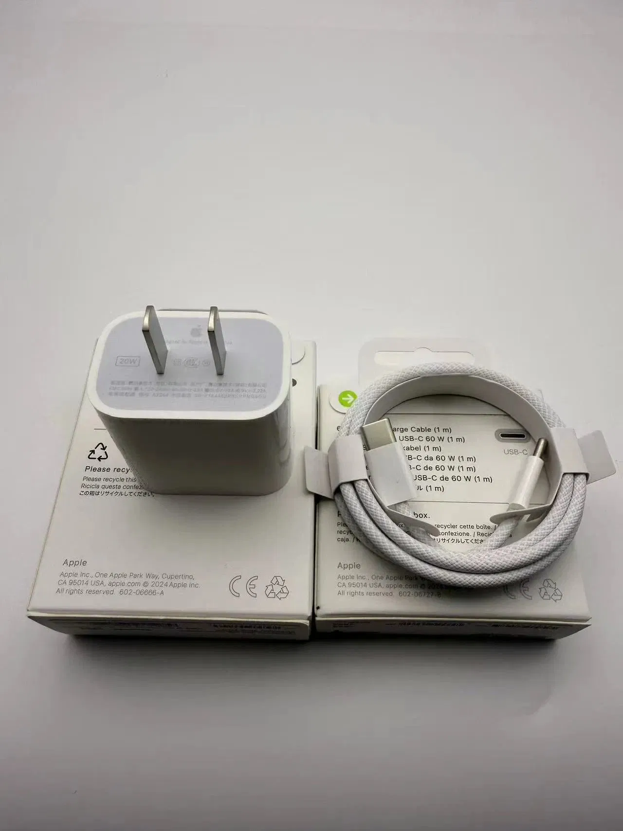 (C-L) Type C to Type C Computer and Phone Charging Cable Fast Charging Data Cable 5A 100W White USB Type-C Cable 3A USB C to Lightning Cable