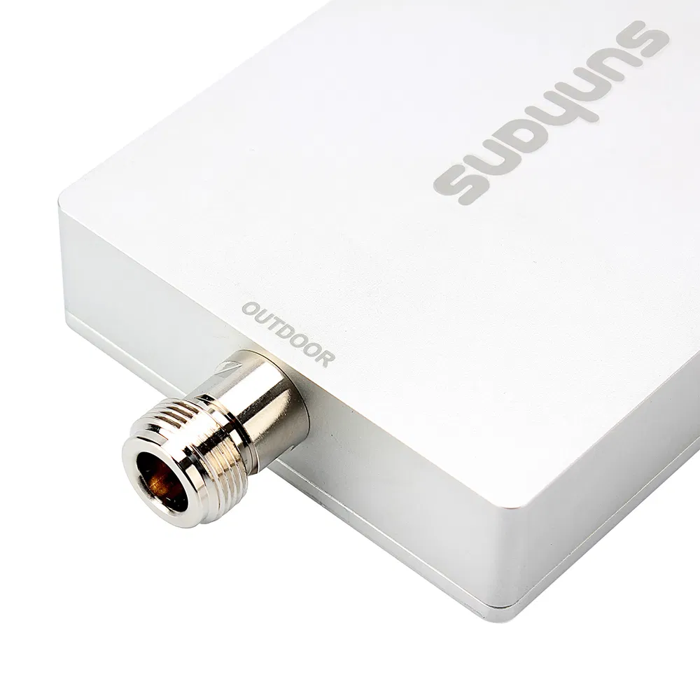 Indoor 3G 4G LTE 2600MHz Mobile Internet Repeater Network Smart Cellular Signal Booster with Full Set