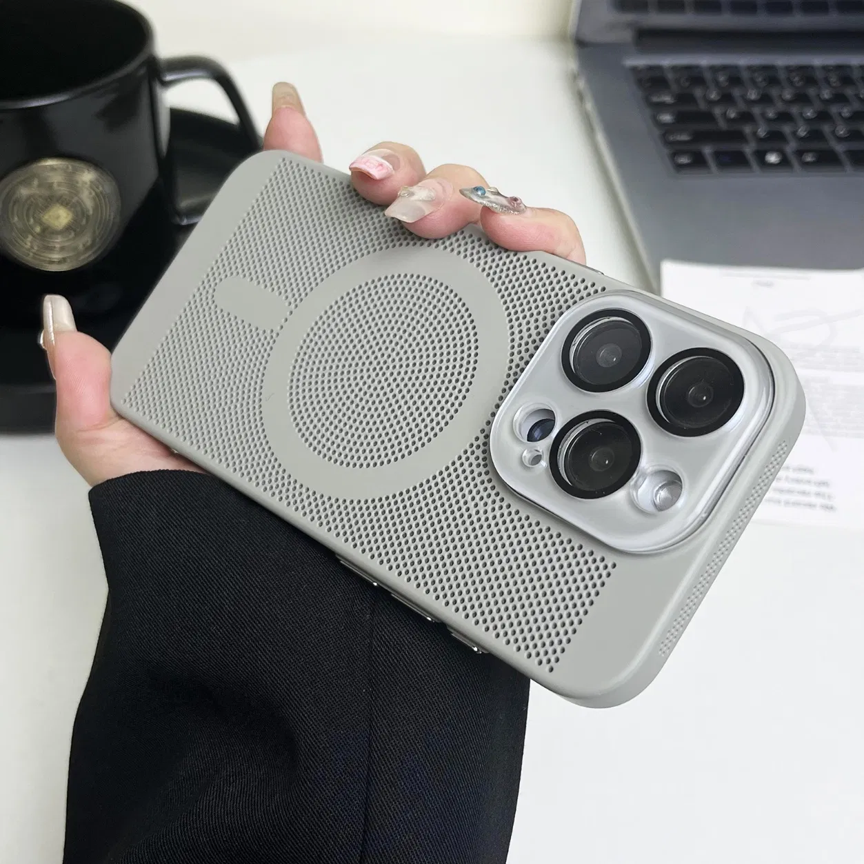 for iPhone 16 PRO Max Cooling Magnetic Case: Breathable Mesh Design, Advanced Drop Protection