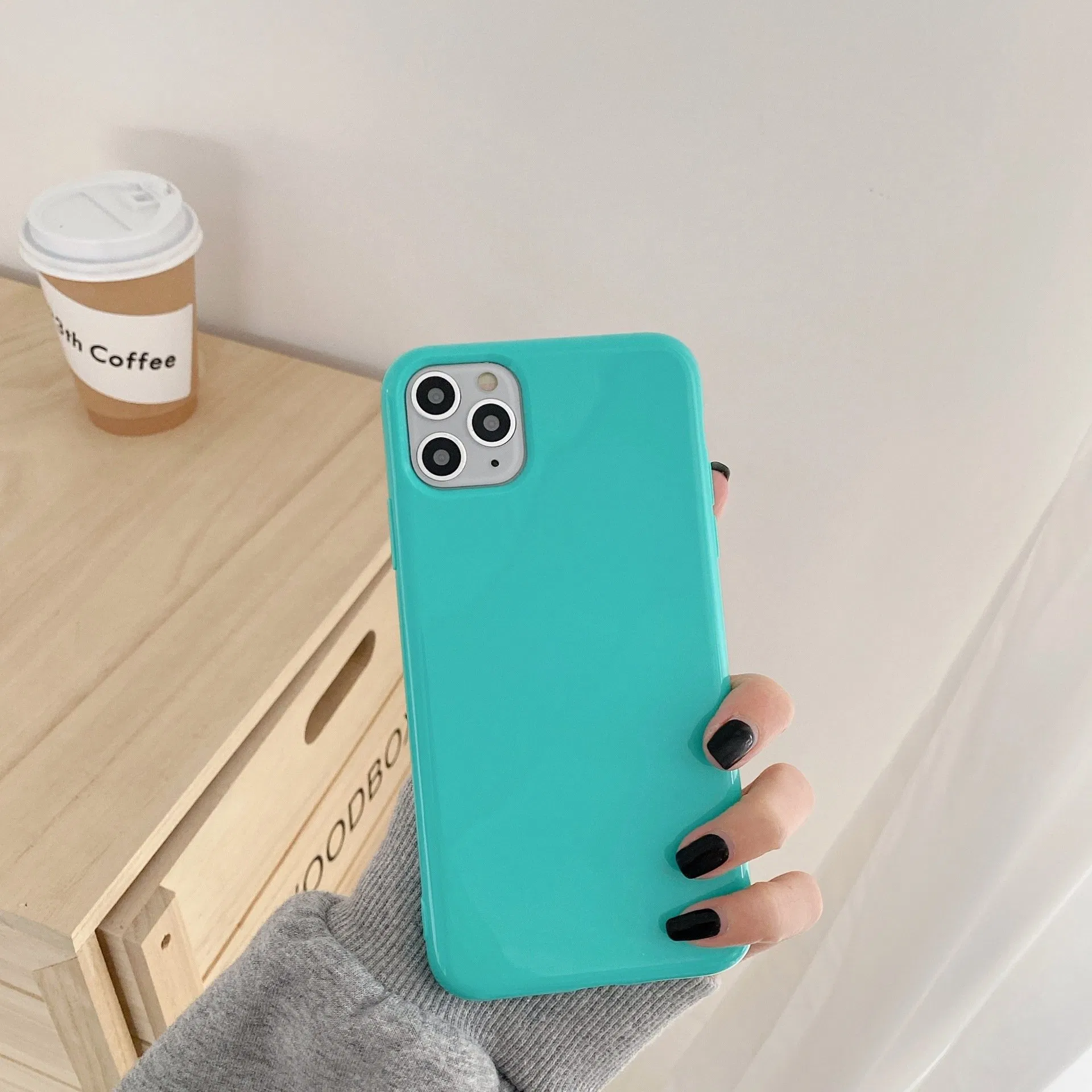 New Model Customized Candy Color Anti-Aging and Anti Mold Smart Phone Special Protective Case