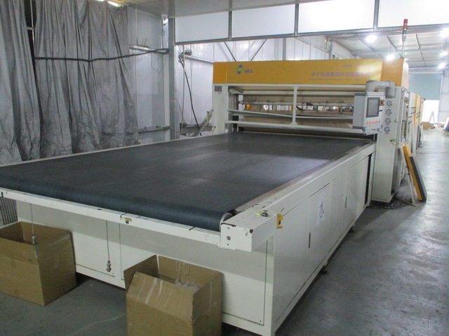 Hybrid energy storage battery system for solar power