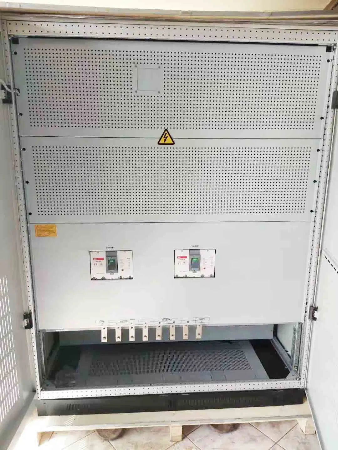 Hot Sale CE Approved Three Micro Hybrid SMA Price off Grid Solar Inverter