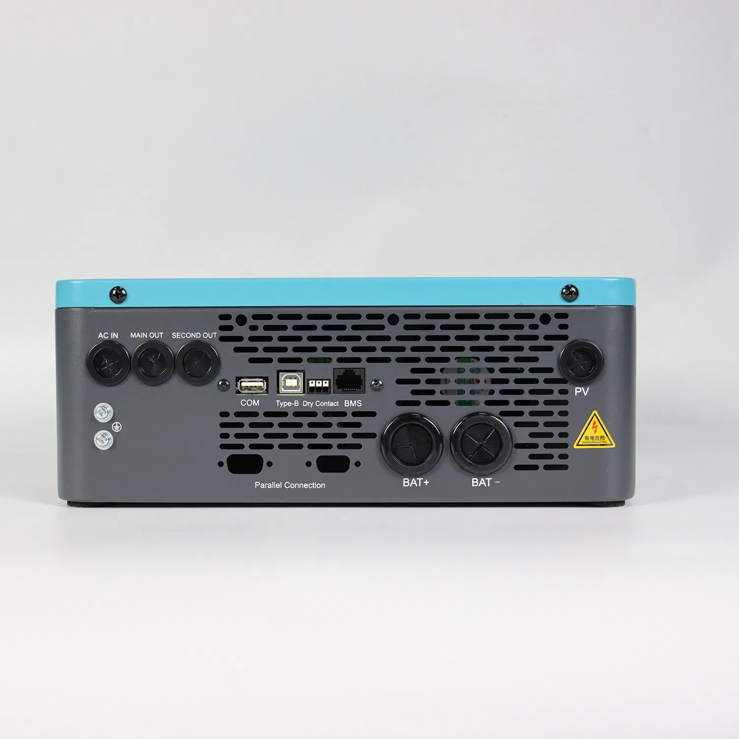 High-Performance Hybrid Solar Inverter with 5000W Input Capacity