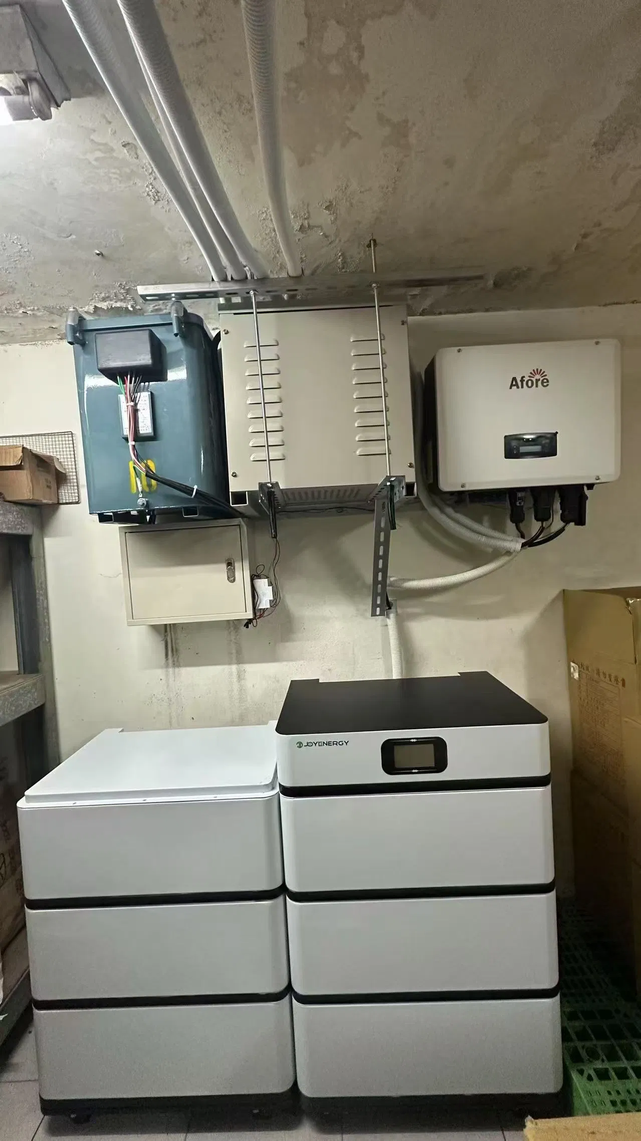 Wall-Mounted Home Energy Storage System