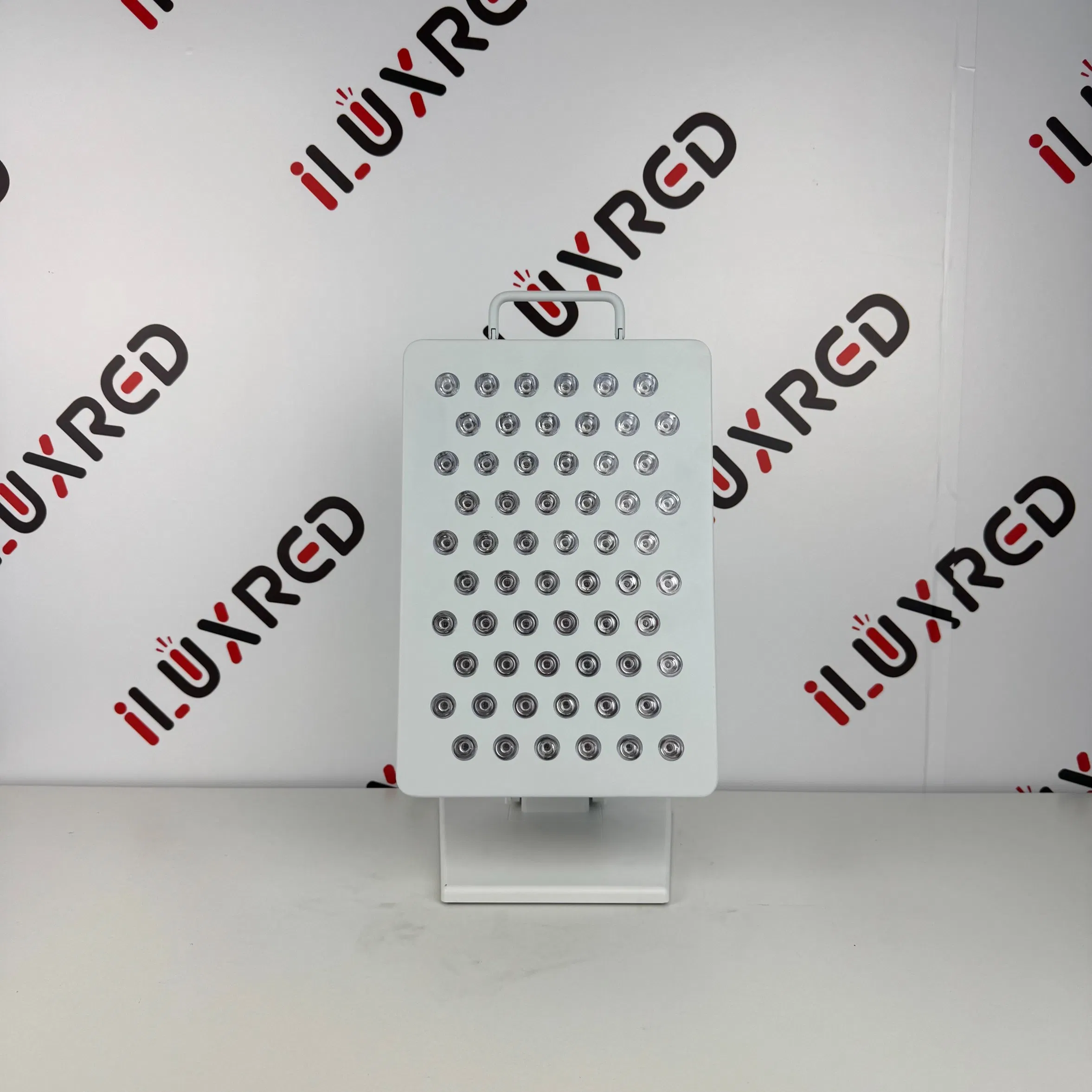 Wholesale Standing Type LED Red Light Therapy Panel 5 Wavelengths Infrared PDT Machine for Face Us Plug