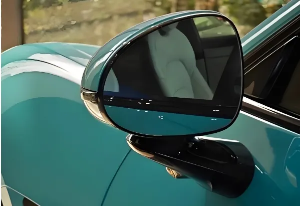 Rearview mirror glass cutting