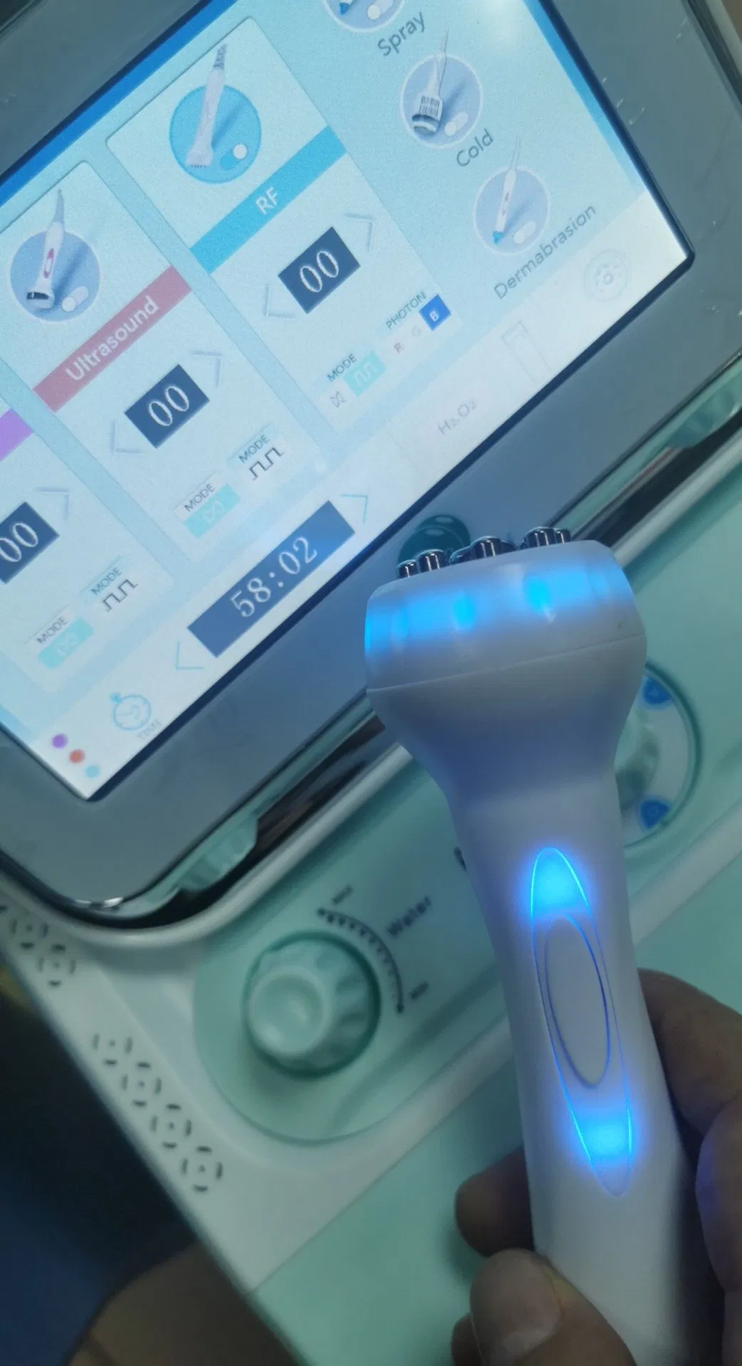 6 in 1 Multifunctional Hydro Dermabrasion Machine for Skin Care