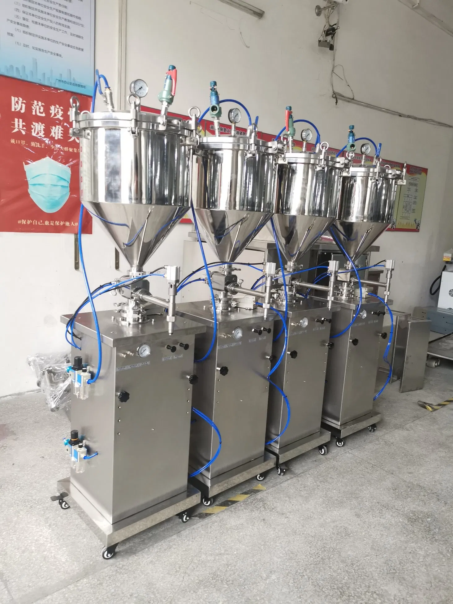 Color Cosmetics Filling Machine Lipgloss Mascara Hydrafacial Pressure Filling Machine