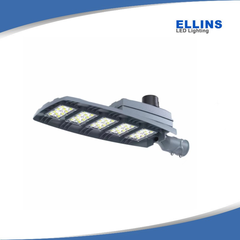 Dimmable LED Street Light 150W 300W Solar Wall Solar Lamp for Outdoor Public Lighting