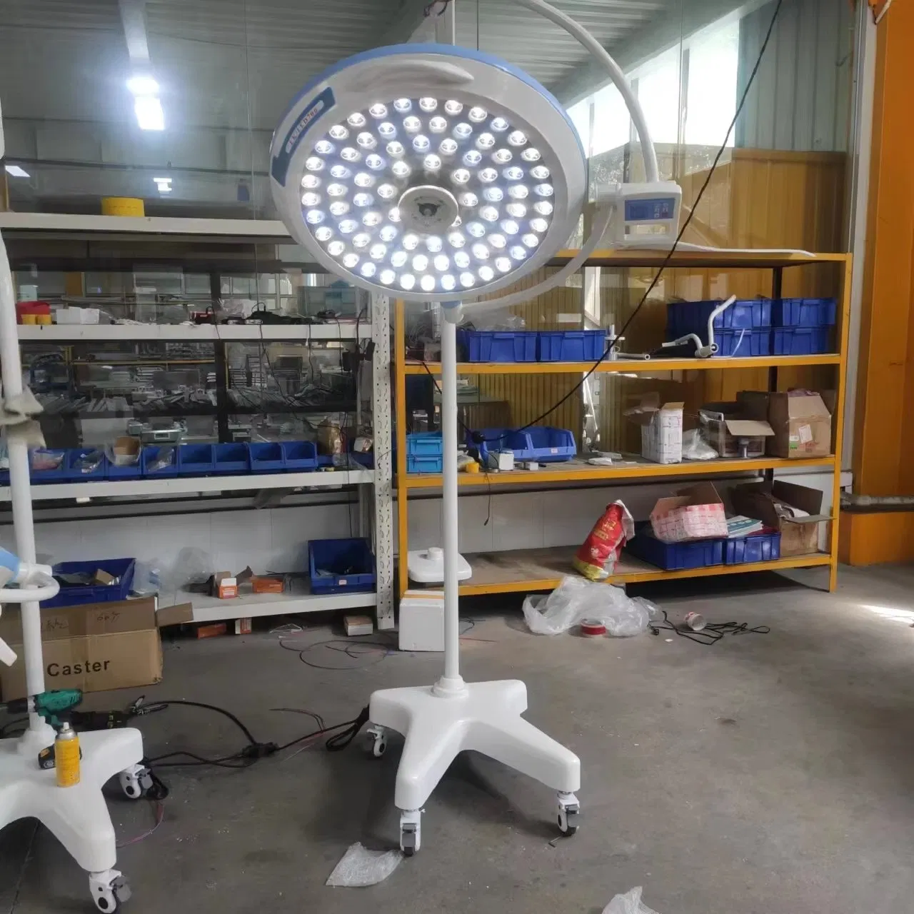 Wall Mounted LED Dental Veterinary Ot Light Surgical Examination Lamp Medical Operation Room Electric Powered Metal Plastic