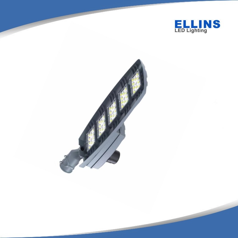 Dimmable LED Street Light 150W 300W Solar Wall Solar Lamp for Outdoor Public Lighting