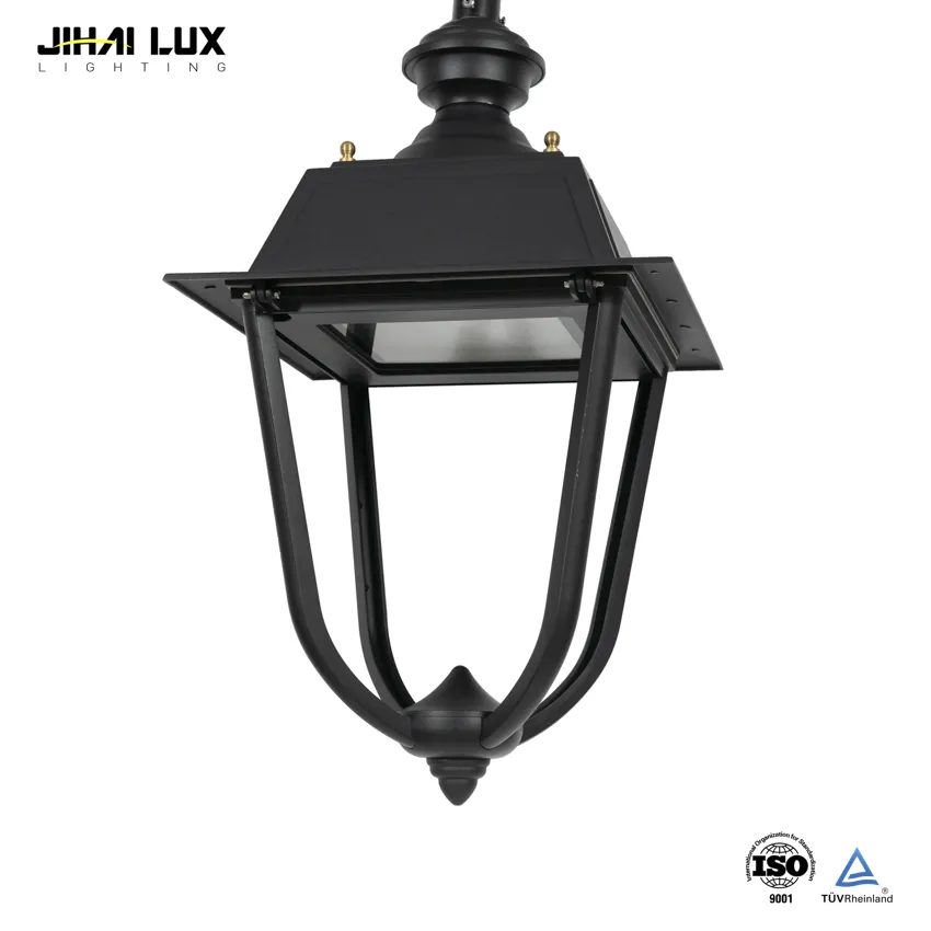 Outdoor Curved Arm Light