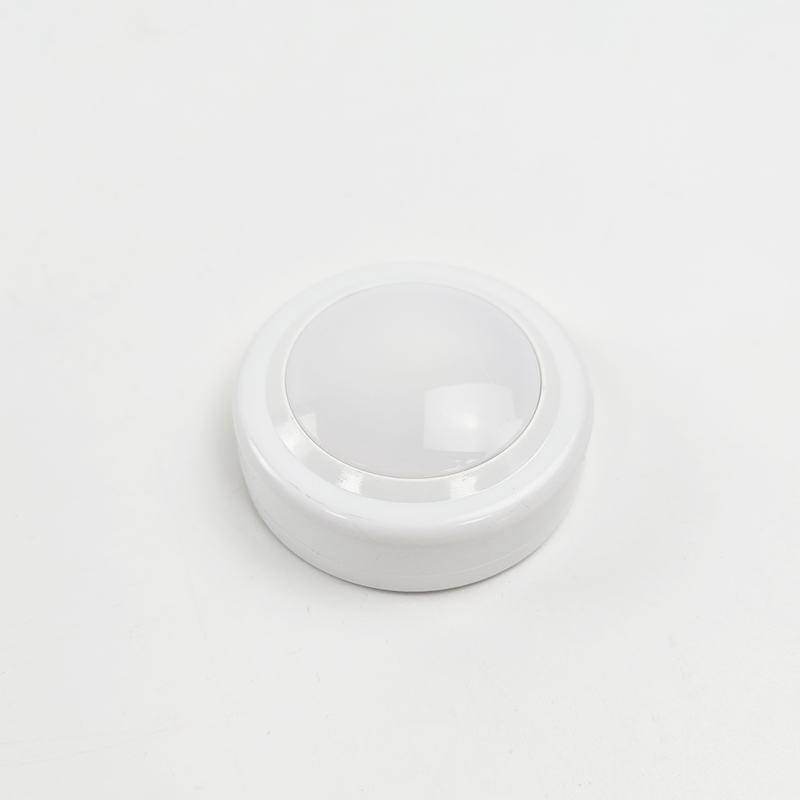 Wireless Sleek Lighting RGB Multi Color Dimmable Timer Puck LED Cabinet Light with Remote Control