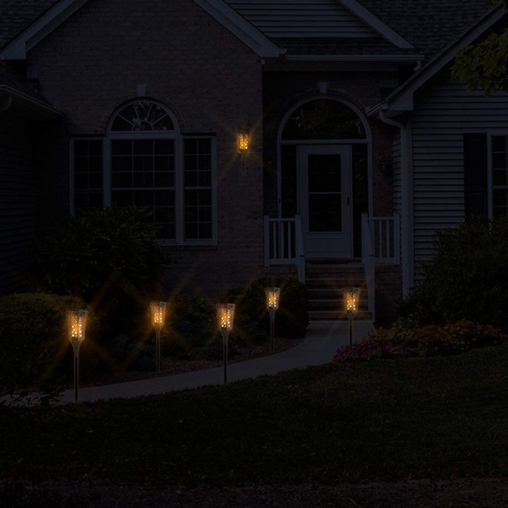 Outdoor Ipx5 Waterproof Night Lights Solar Lantern Lights Garden LED Flickering Flame Lamp Landscape Lighting for Courtyard