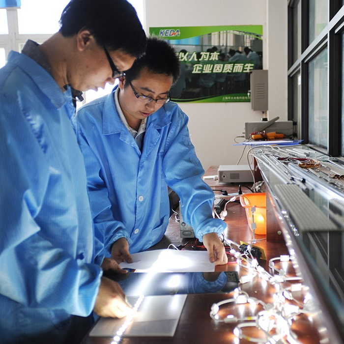 Multifunctional LED Lighting Shelf Light with 12V SMD2835 Tube