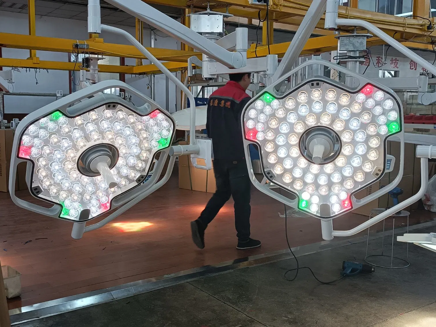 Hospital Medical Operation Theatre Room Double Dome Shadowless Surgery LED Ot Ceiling Surgical Operating Light Dental