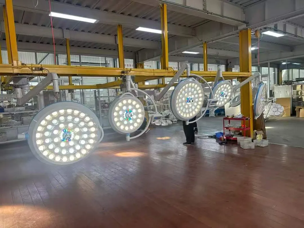 Surgical Lamp Detail 2