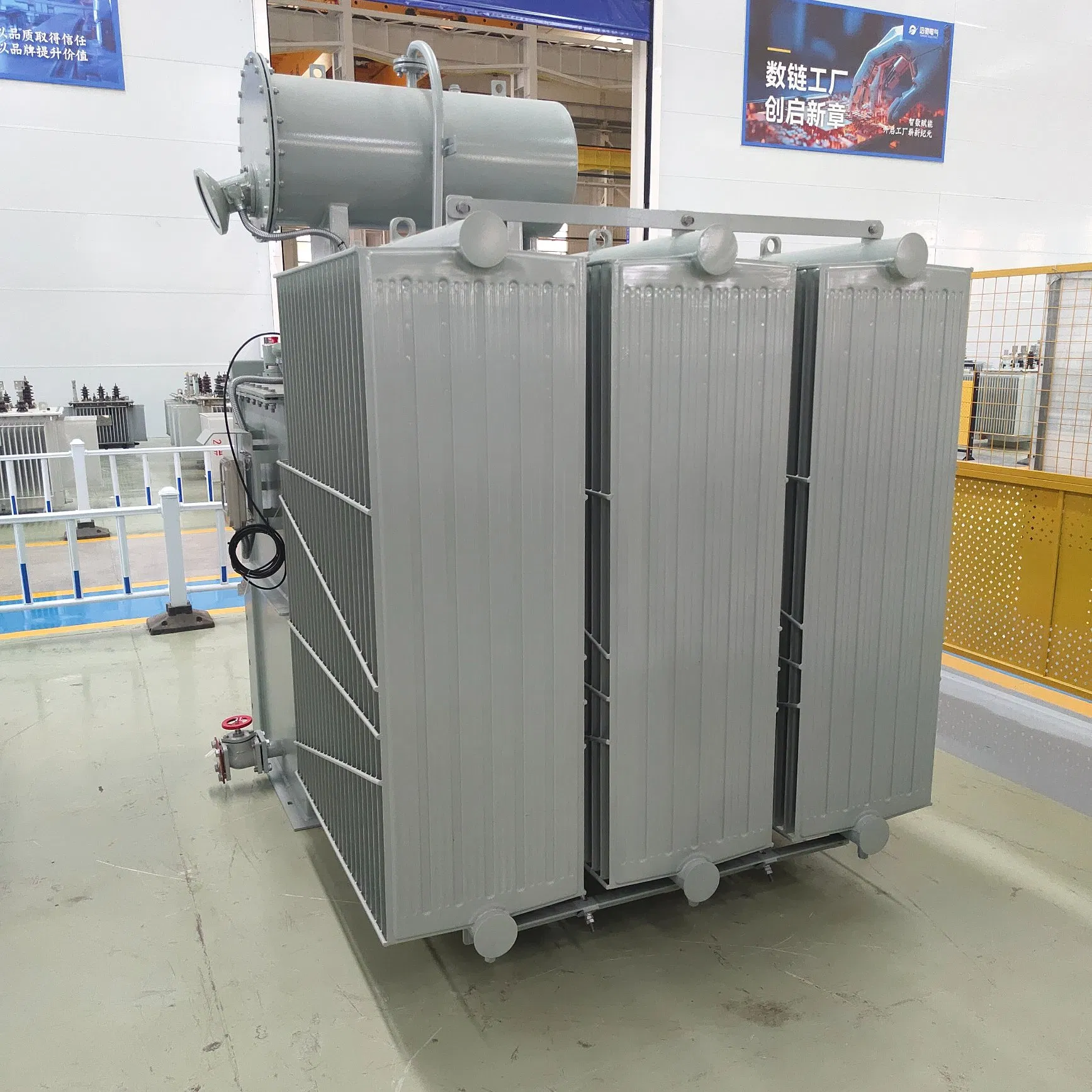 High Capacity 33kv 66kv 162kv 110kv 500kv 10000kVA 25000kVA Electric Voltage Three Phase Oil Immersed Power Transformer