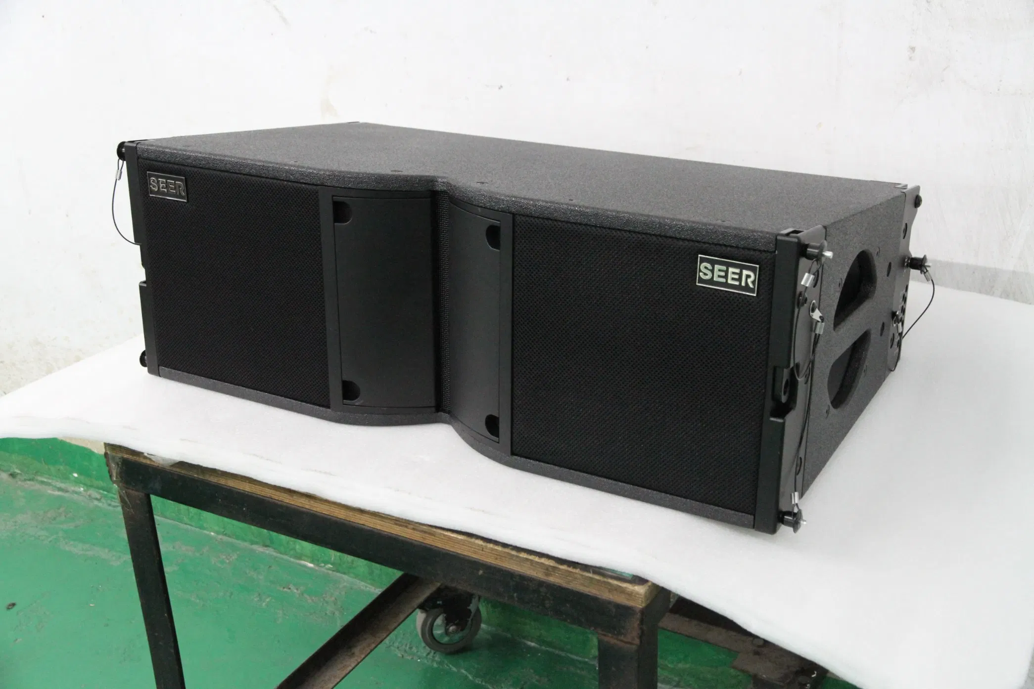 High-Quality Bluetooth Home Theater Soundbar with Professional Surround Sound Connectivity