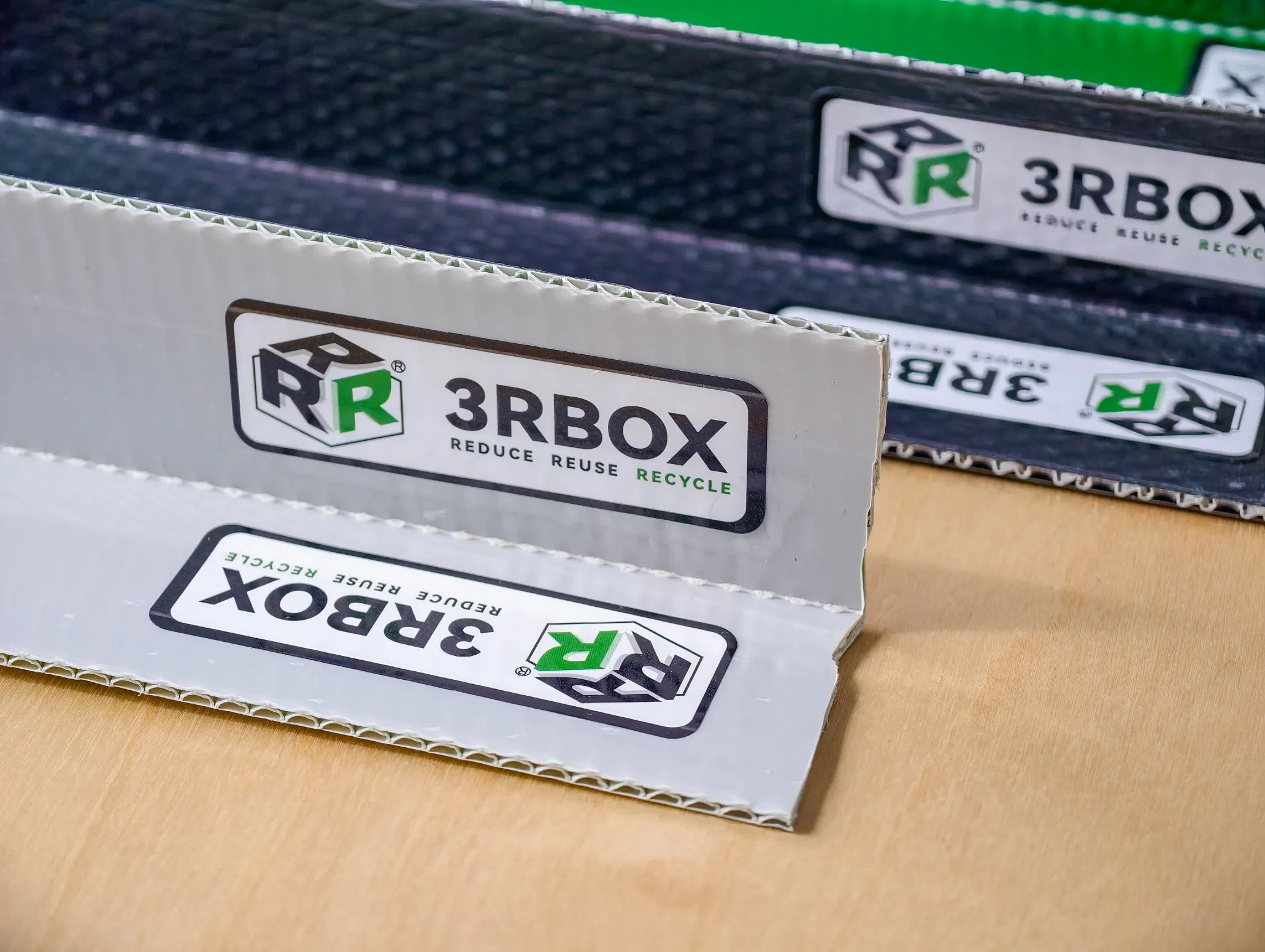 L Shape Plastic Corner Protectors Effectively Protect Cartons From Bumps and Knocks