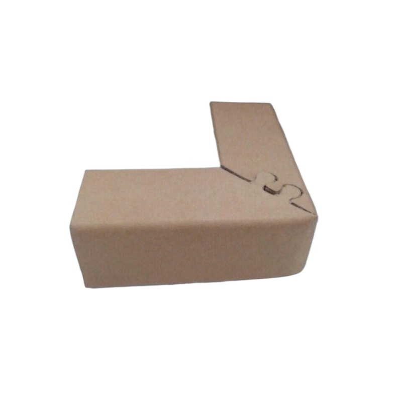 The Factory Specializes in Producing Customized Paper Sleeve Corner