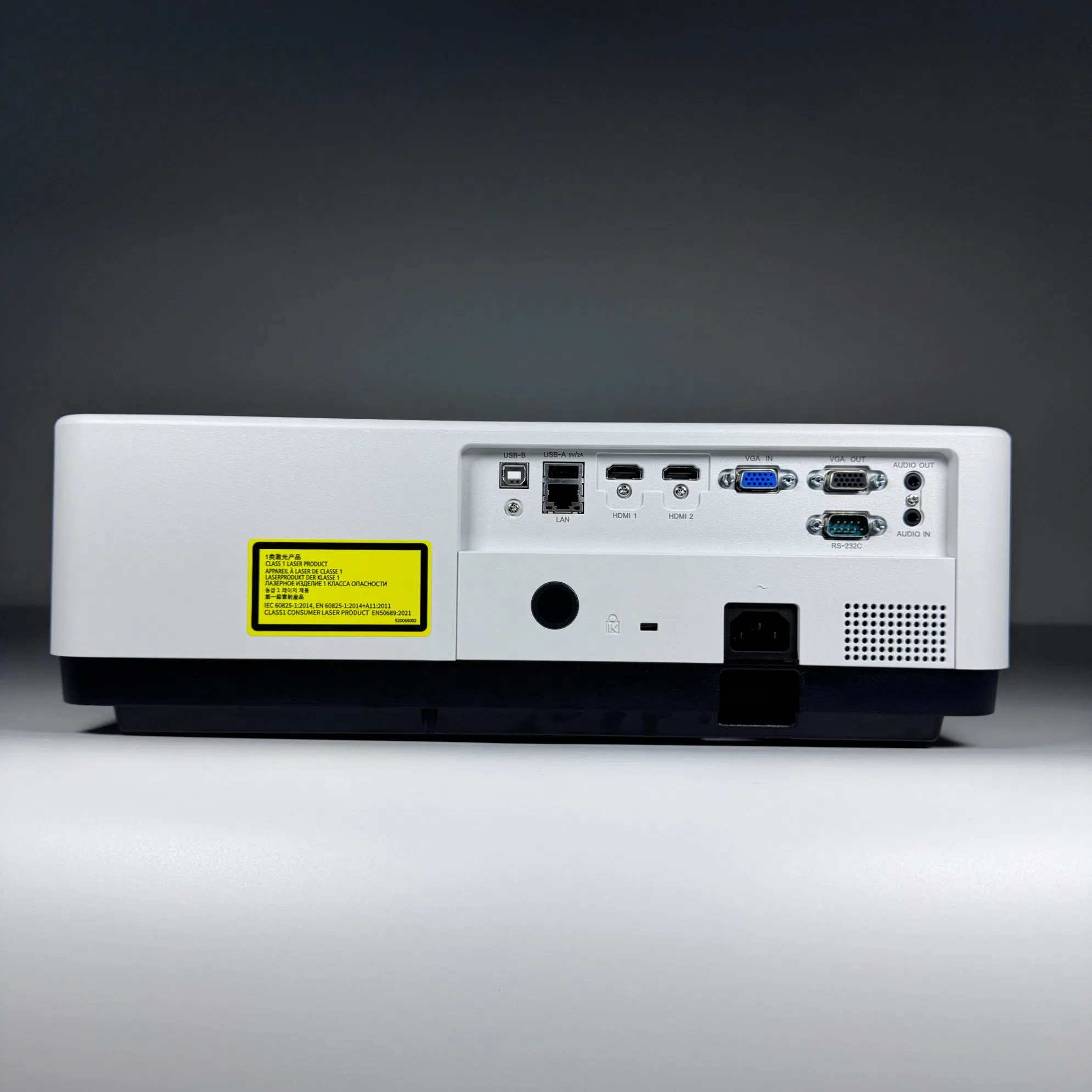 8200 Lumen High Brightness Laser Projector Wuxga 1980*1200 3D Projector Home Theater Education/Corporation Installation