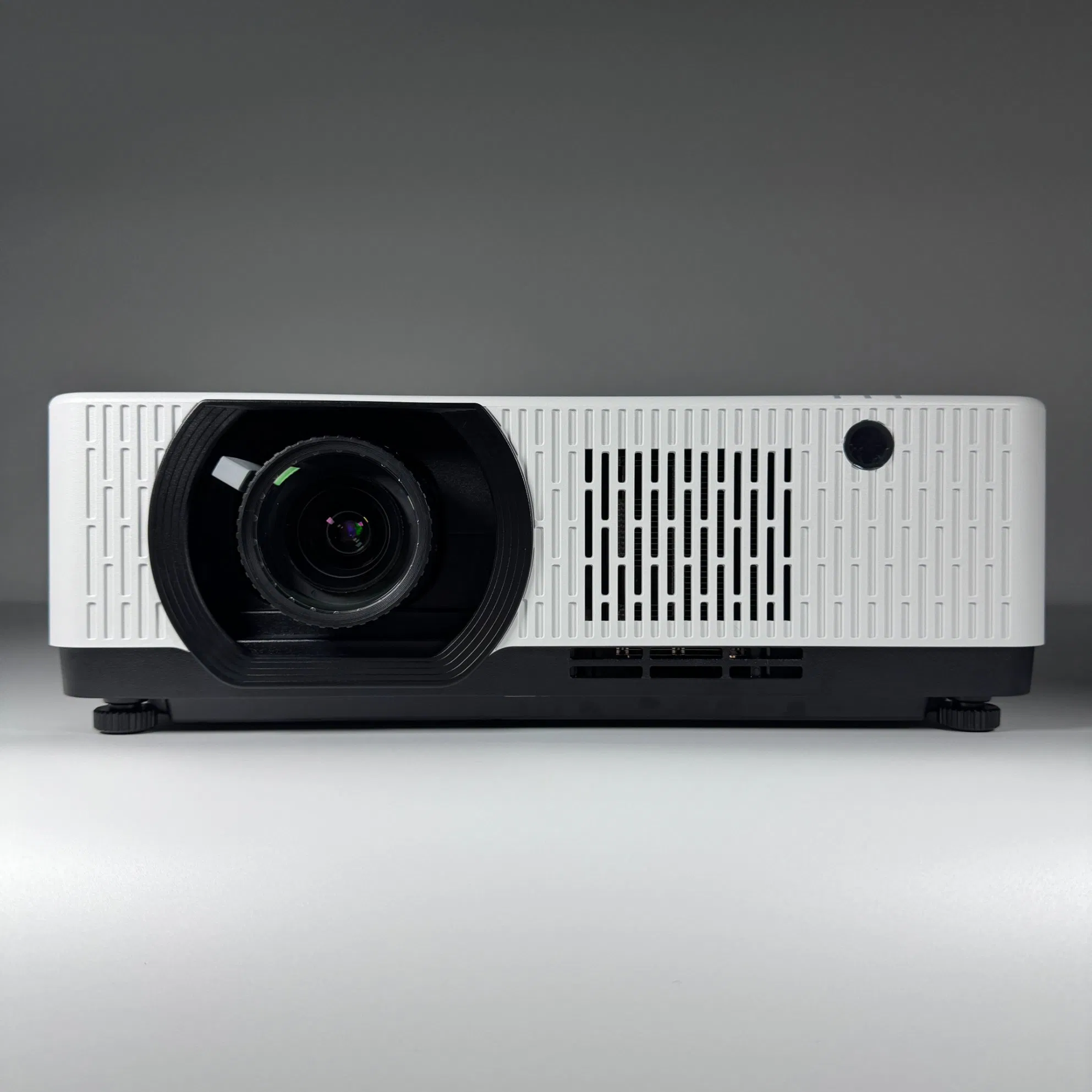 8200 Lumen High Brightness Laser Projector Wuxga 1980*1200 3D Projector Home Theater Education/Corporation Installation