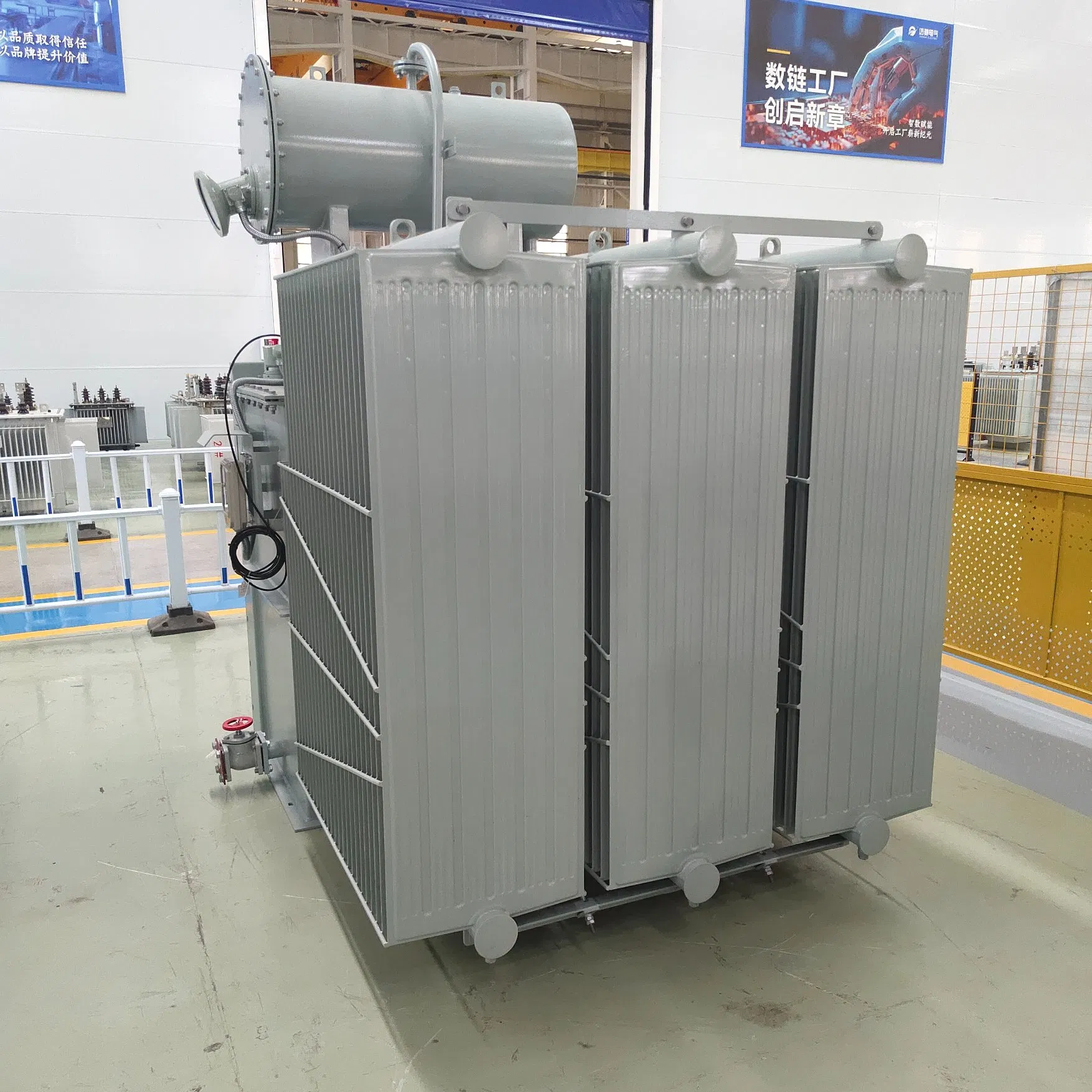 High Capacity 33kv 66kv 162kv 110kv 500kv 10000kVA 25000kVA Electric Voltage Three Phase Oil Immersed Power Transformer