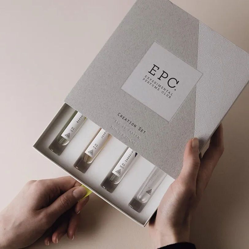Custom Luxury Perfume Sample Box for Men and Women Recycled Materials with Embossing Printing Cosmetics Bottle Packaging Gift