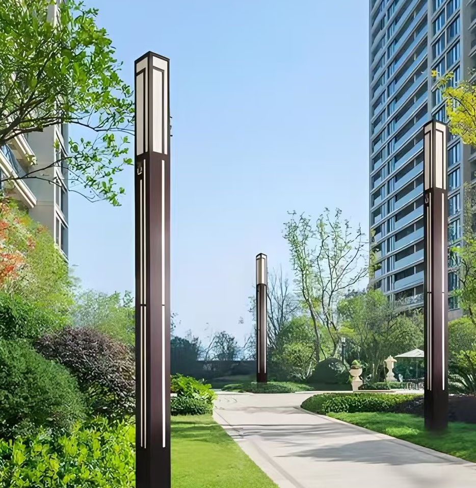 Solar Waterproof IP65 LED Bollard Post Light Die-cast Aluminum Dimmable 5-Year Warranty 120 Beam Angle 5000K/6000K Garden
