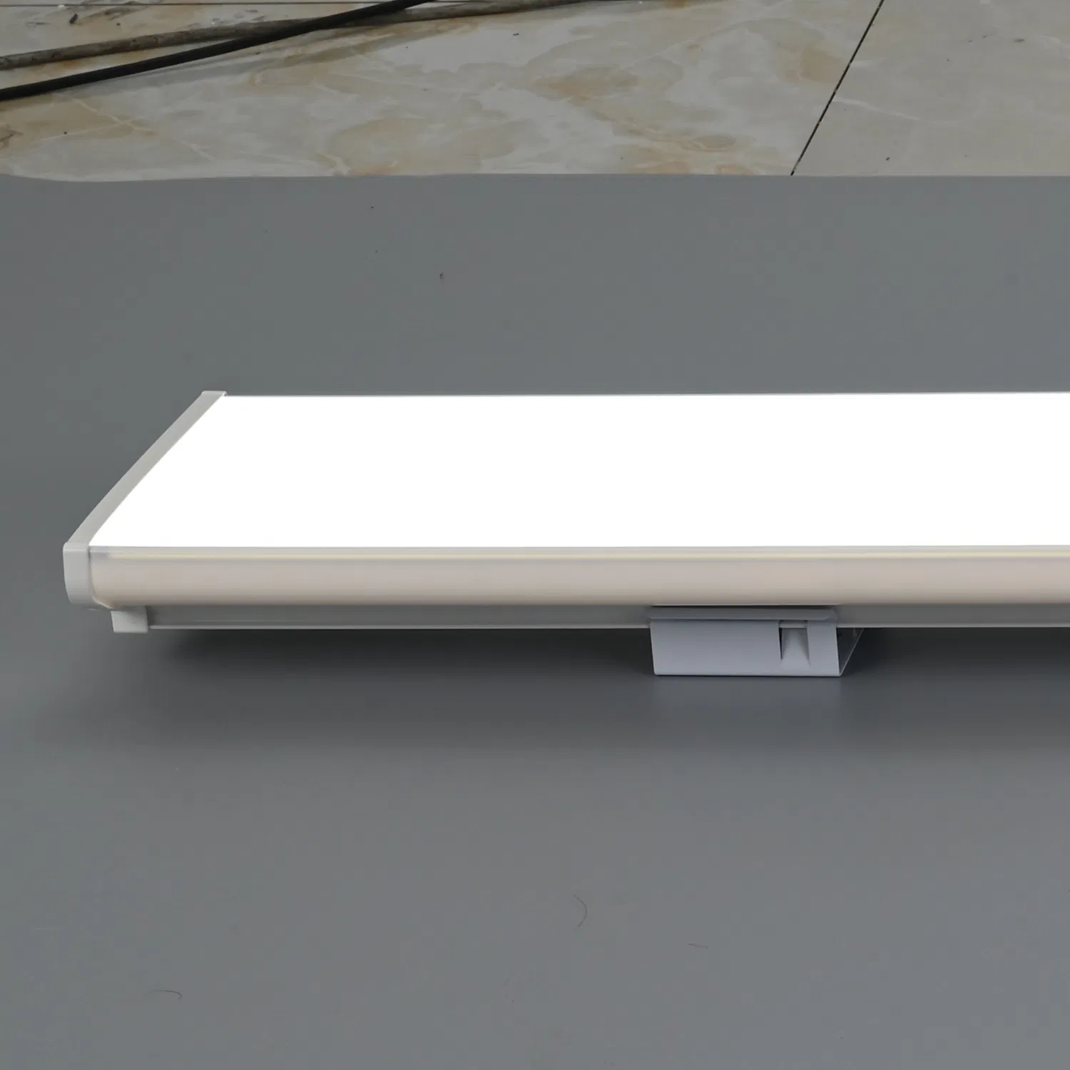 4FT 100W 13000 Lumens 5000K with CE FCC ETL Certificate IP65 LED Linear High Bay